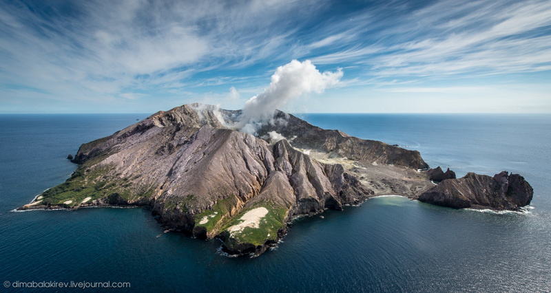 вулканический остров.jpg