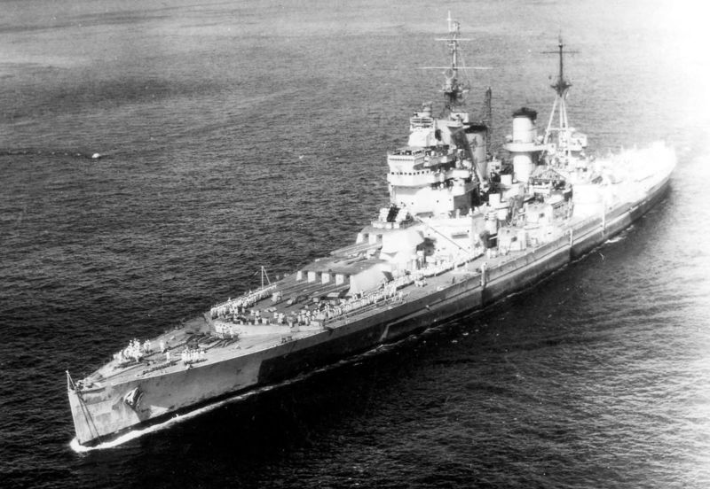 1200px-King_George_V_class_battleship_1945.thumb.jpg.6f4383dc00558a3886c26945c51ce8f1.jpg