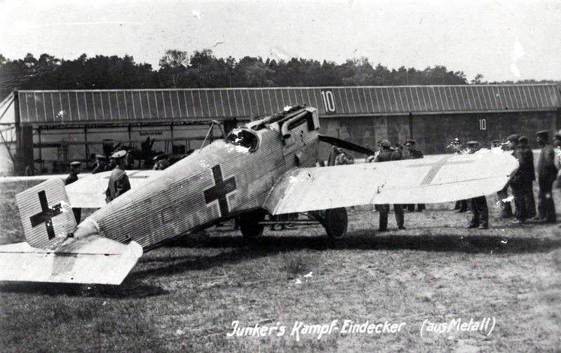 junkers-d-i-german-first-world-war-all-metal-fighter.thumb.jpg.5aca338fc4c733d1287d707446fe2059.jpg