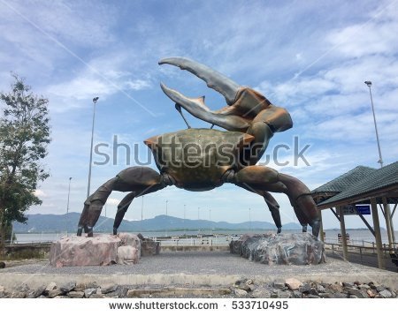 stock-photo-crab-statue-at-tam-ma-lang-port-satun-langkawi-533710495.jpg.1153e6a6ed850575393c1935ba83e7f8.jpg