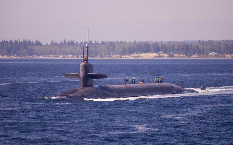 uss-louisiana-ssbn-743-atomic-submarine-nuclear-powered-fleet-ballistic-missile-submarines-ohio-class.thumb.jpg.5e0ca87b80b941ffa09e6061bd543108.jpg