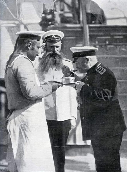 адм фон эссен 1913.jpg