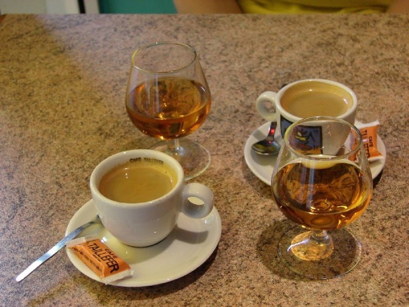 recepty-cofe-s-cognac.thumb.jpg.7b3960b7ea5d94518ed3e46c03a58a6f.jpg