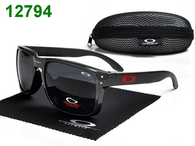 32de54df08fee2ad319a5a63a9b2d883--discount-sunglasses-sunglasses-on-sale.jpg.e1c3e77b06f4d619f8d66c639044291b.jpg