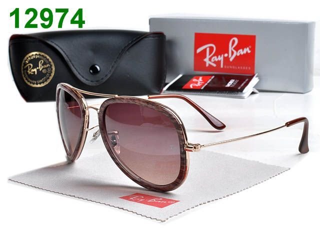cd96dbd9a8443e49287018e373a538cf--ray-bans-sunglasses.jpg.edd2270472240720c90e58a23db5f18c.jpg