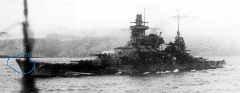 Kriegsmarine-Scharnhorst-class-battlecruisers-battleship-KMS-Scharnhorst-during-her-final-year-04.jpg